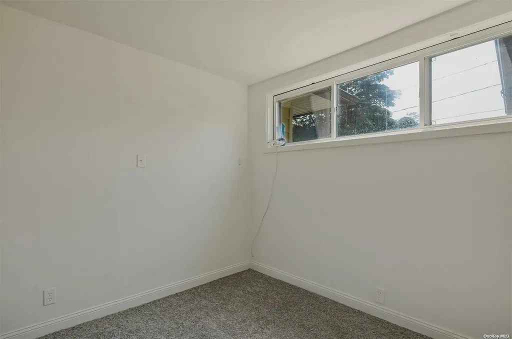 269 Whittier Drive Mastic Beach NY 11951