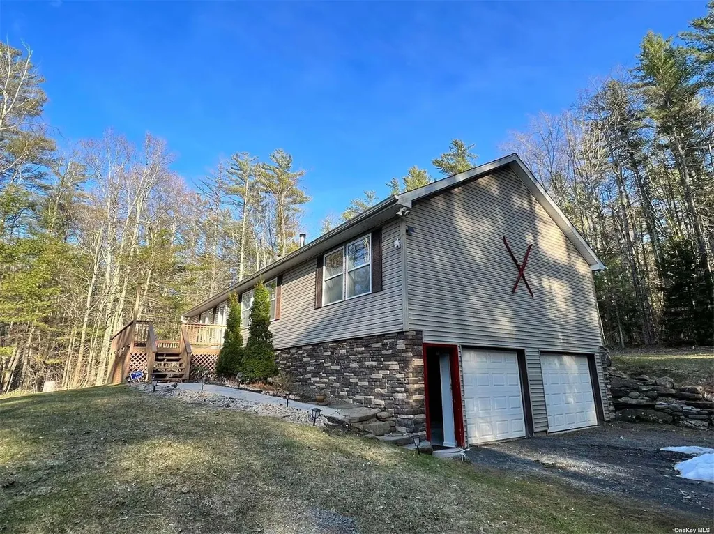 9 Pinekill Lane Windham NY 12496