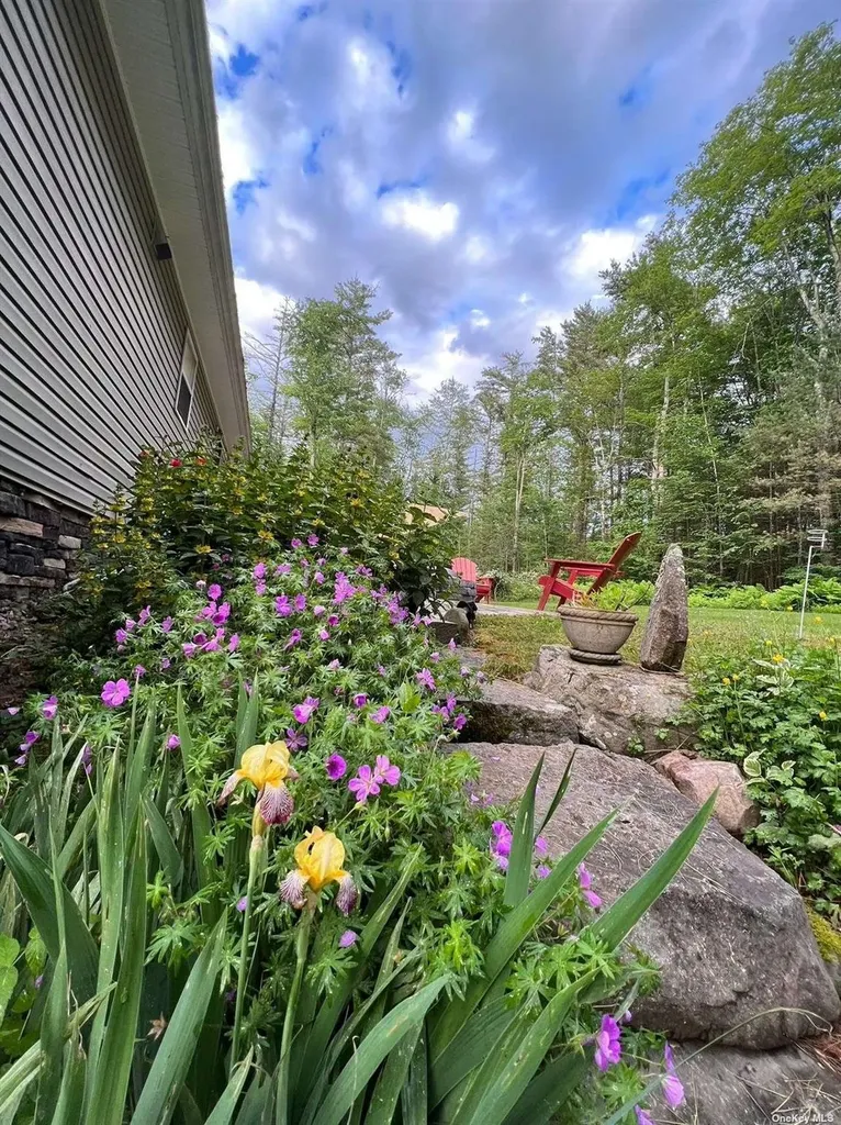 9 Pinekill Lane Windham NY 12496