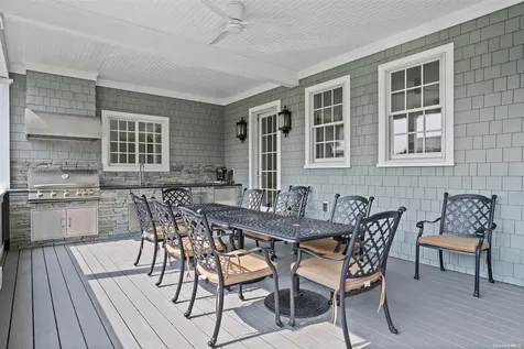 6 Assups Neck Lane Quogue NY 11959