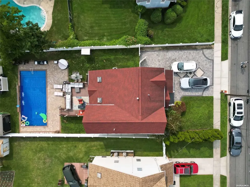 88 E Roosevelt Avenue Roosevelt NY 11575