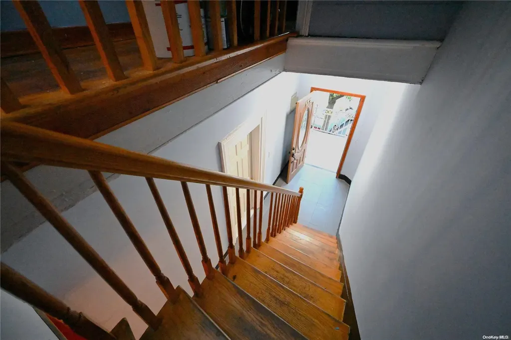 177 Leonard Street Brooklyn NY 11206