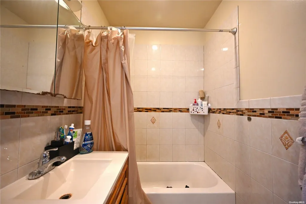 177 Leonard Street Brooklyn NY 11206