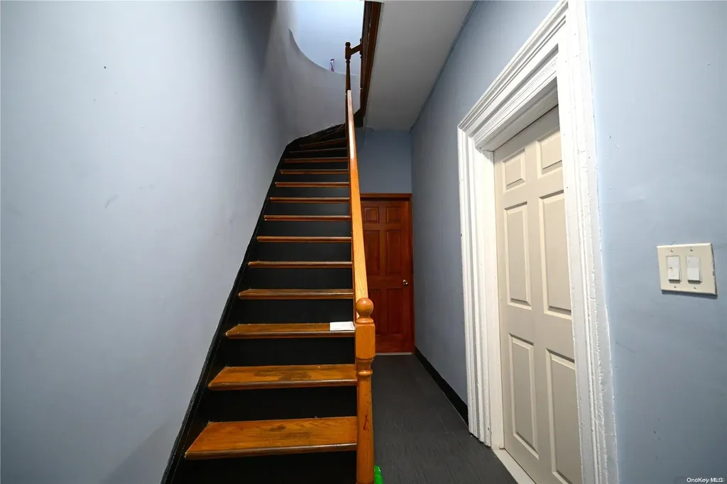 177 Leonard Street Brooklyn NY 11206