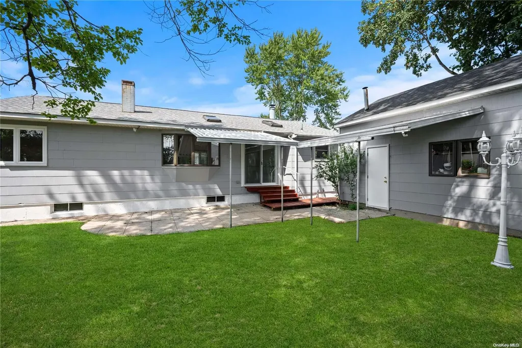 40 Jackson Avenue Centereach NY 11720