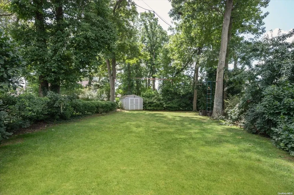 2044 Decker Avenue Merrick NY 11566