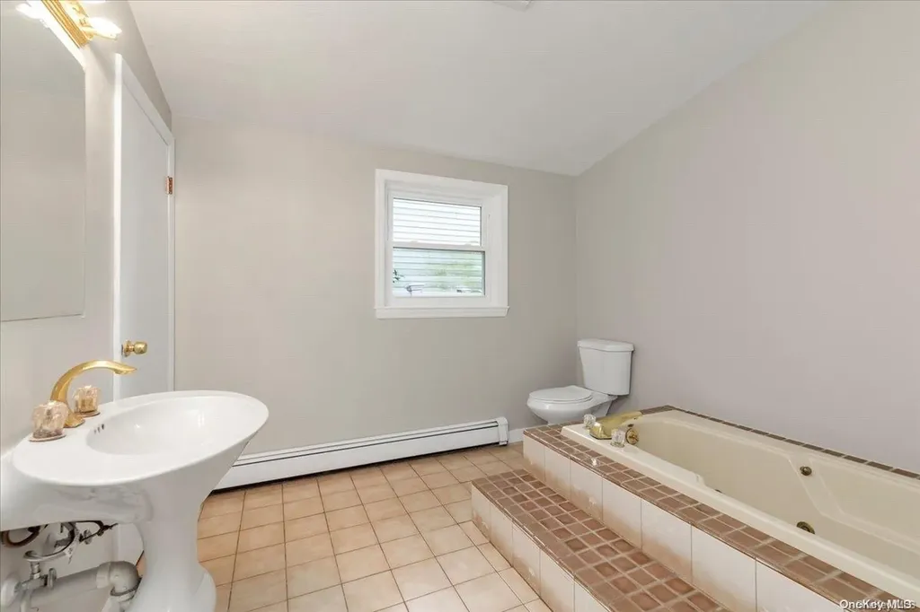 2731 Eastern Boulevard Baldwin NY 11510