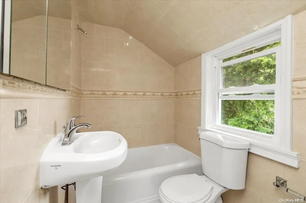2731 Eastern Boulevard Baldwin NY 11510