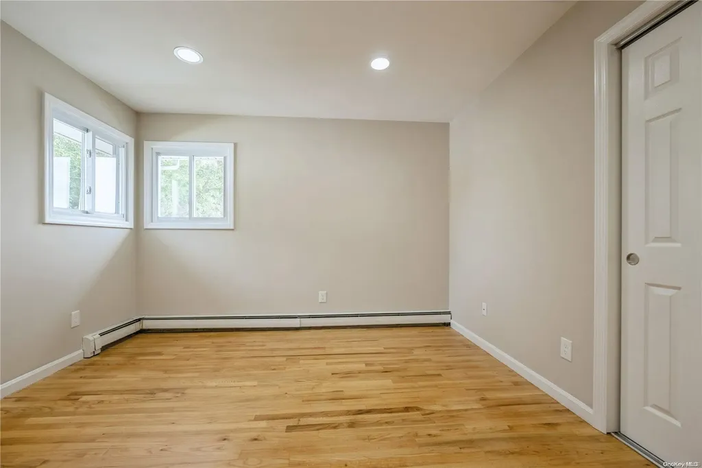 134 14th Avenue West Babylon NY 11704