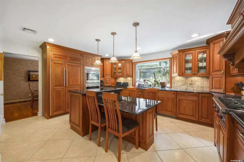 104 Washington Boulevard Commack NY 11725