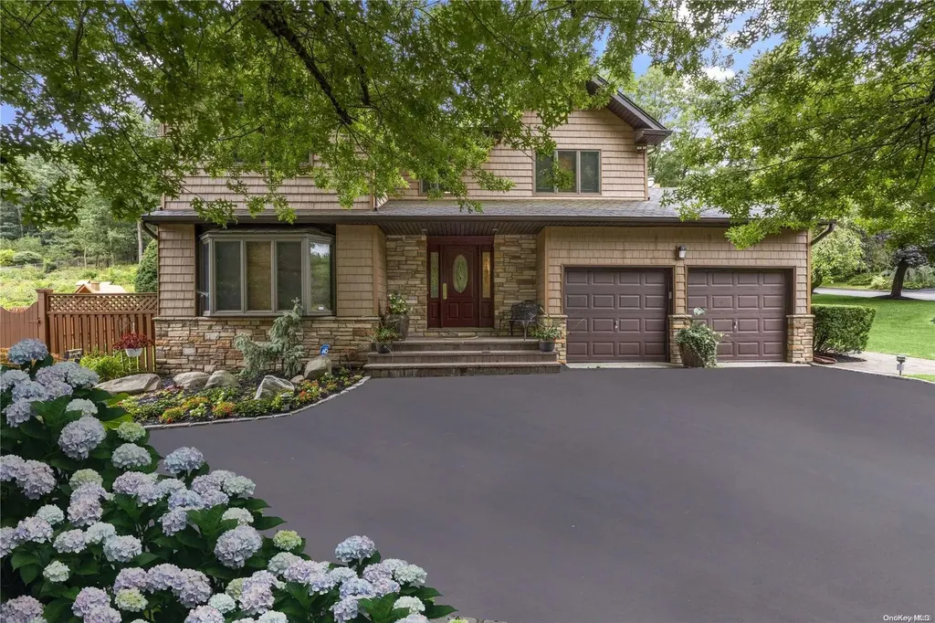 104 Washington Boulevard Commack NY 11725
