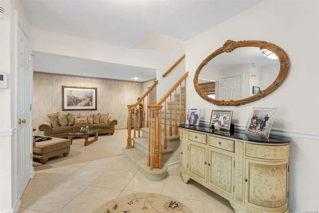 104 Washington Boulevard Commack NY 11725