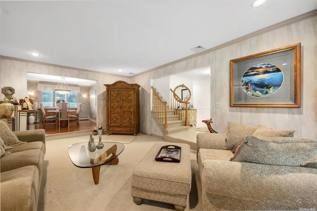 104 Washington Boulevard Commack NY 11725
