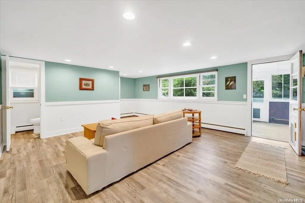 34 Parkwood Boulevard Poughkeepsie NY 12603