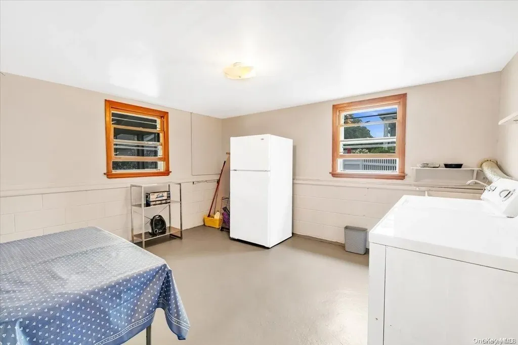 34 Parkwood Boulevard Poughkeepsie NY 12603