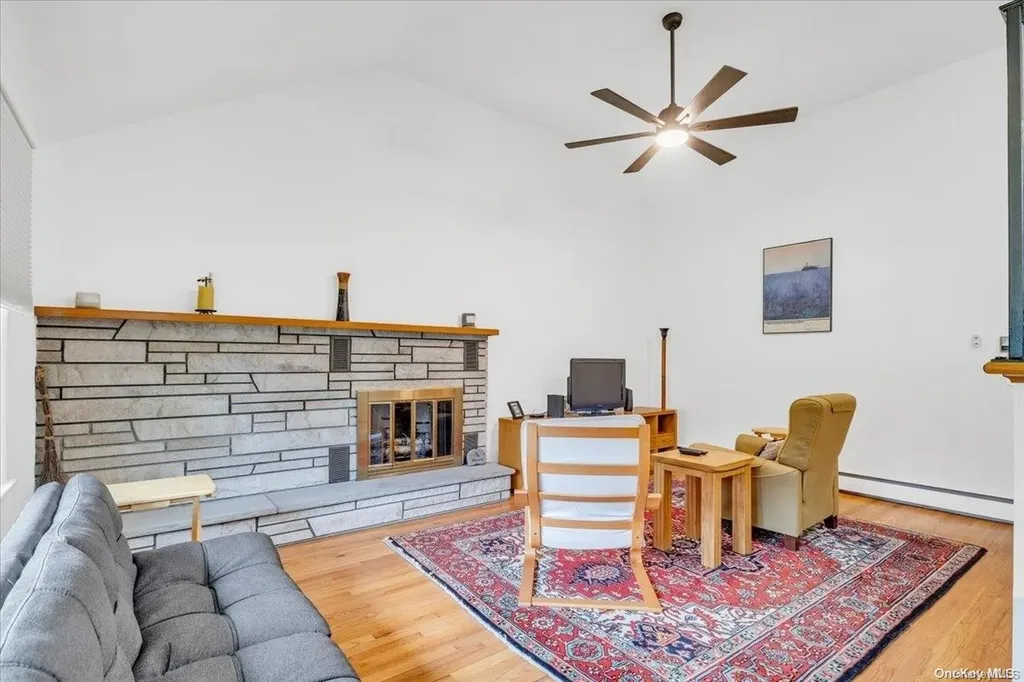 34 Parkwood Boulevard Poughkeepsie NY 12603