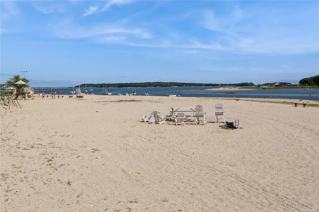 729 Harrison Drive Centerport NY 11721
