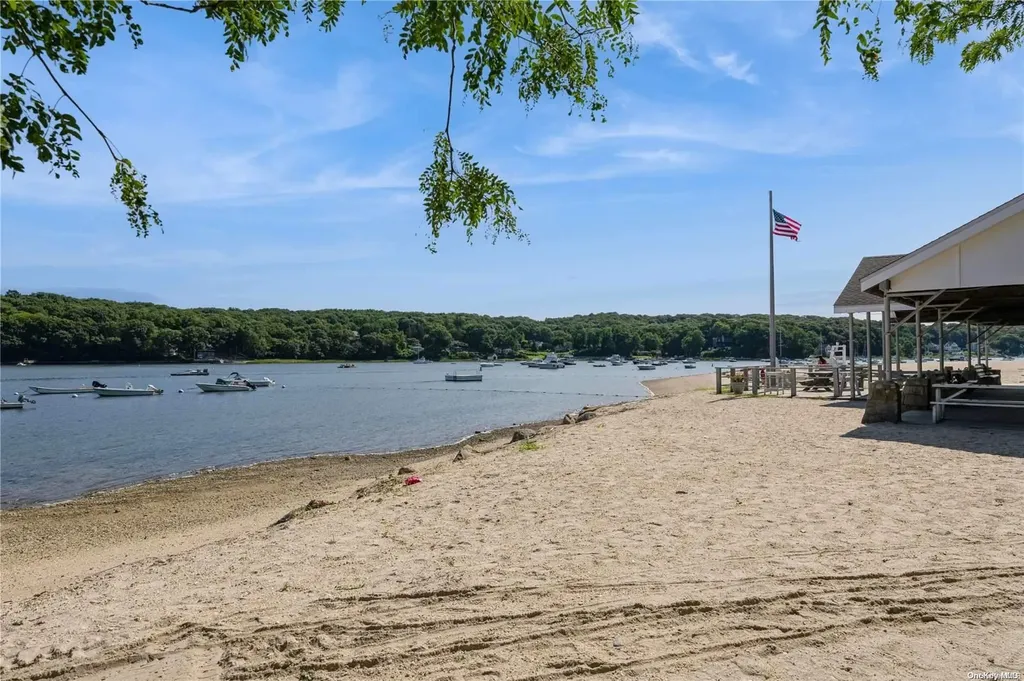 729 Harrison Drive Centerport NY 11721