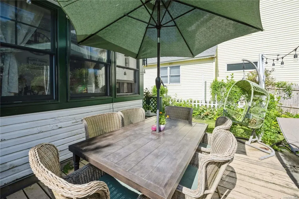 729 Harrison Drive Centerport NY 11721