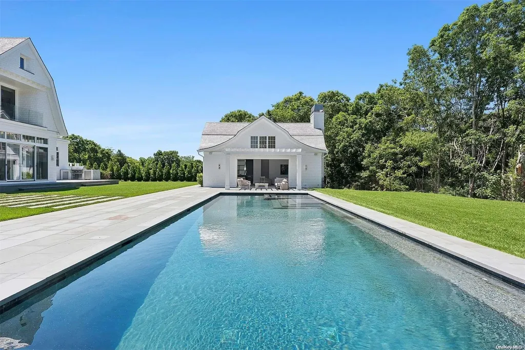 1164 Scuttle Hole Road Water Mill NY 11976