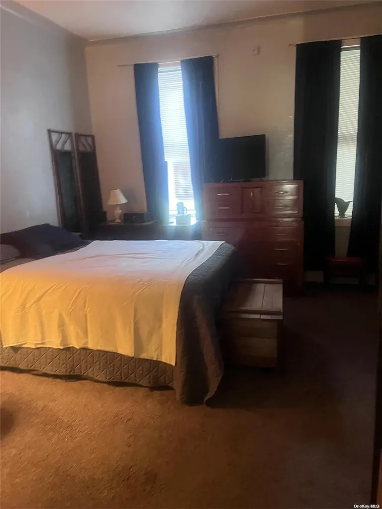 62-18 60 Drive Maspeth NY 11378