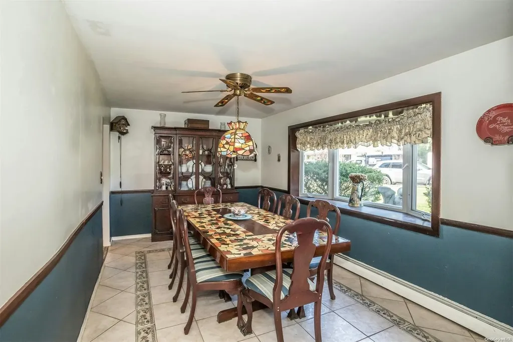 20 Griggs Drive Greenlawn NY 11740