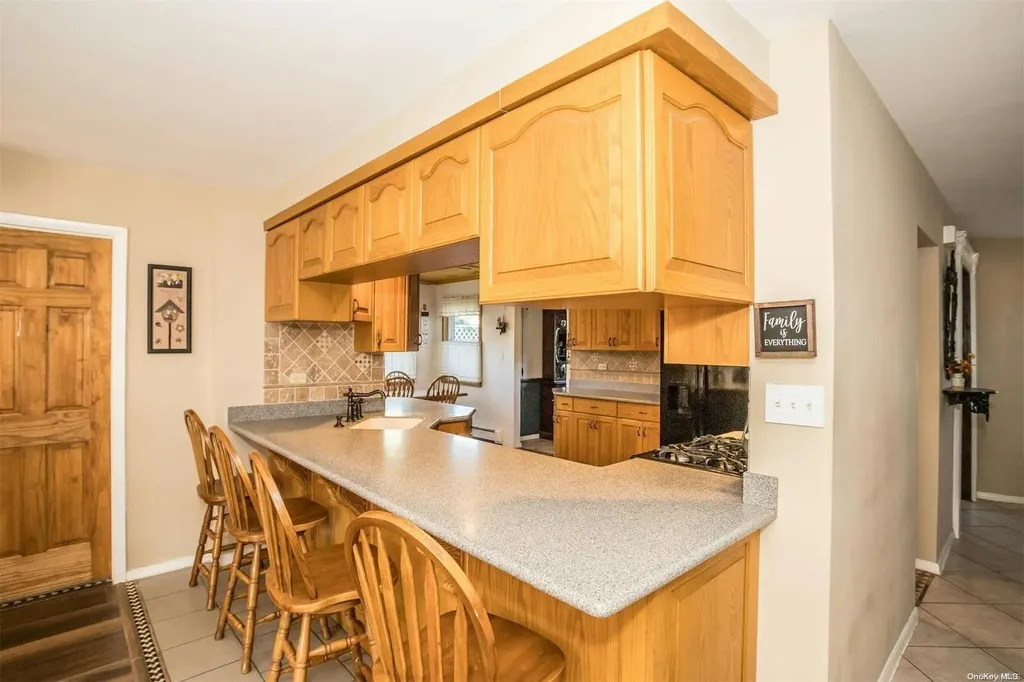 20 Griggs Drive Greenlawn NY 11740