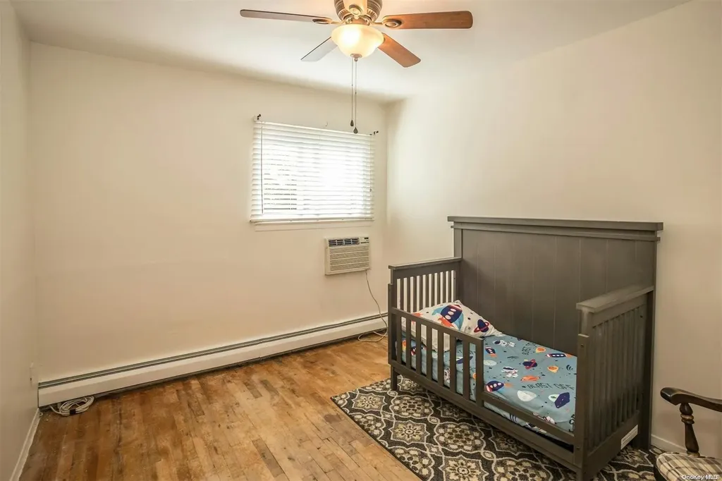 20 Griggs Drive Greenlawn NY 11740