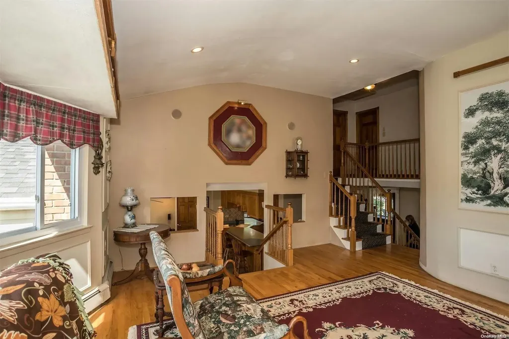 20 Griggs Drive Greenlawn NY 11740