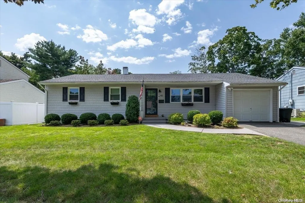 40 West Drive Kings Park NY 11754