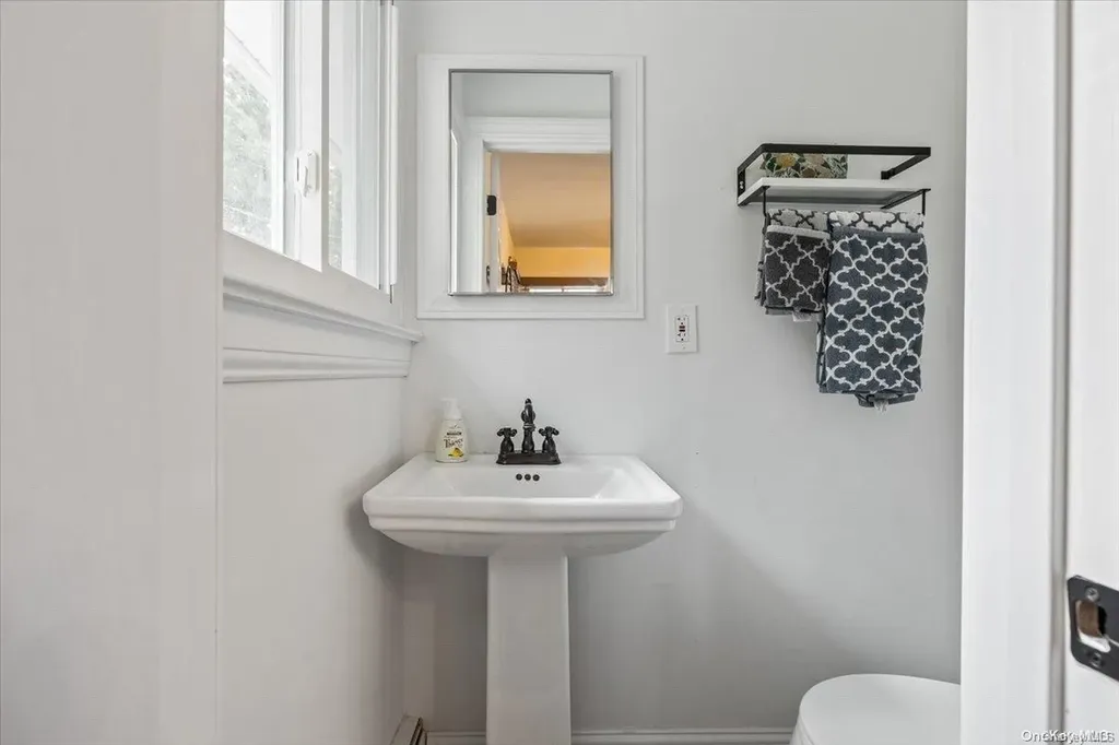 40 West Drive Kings Park NY 11754