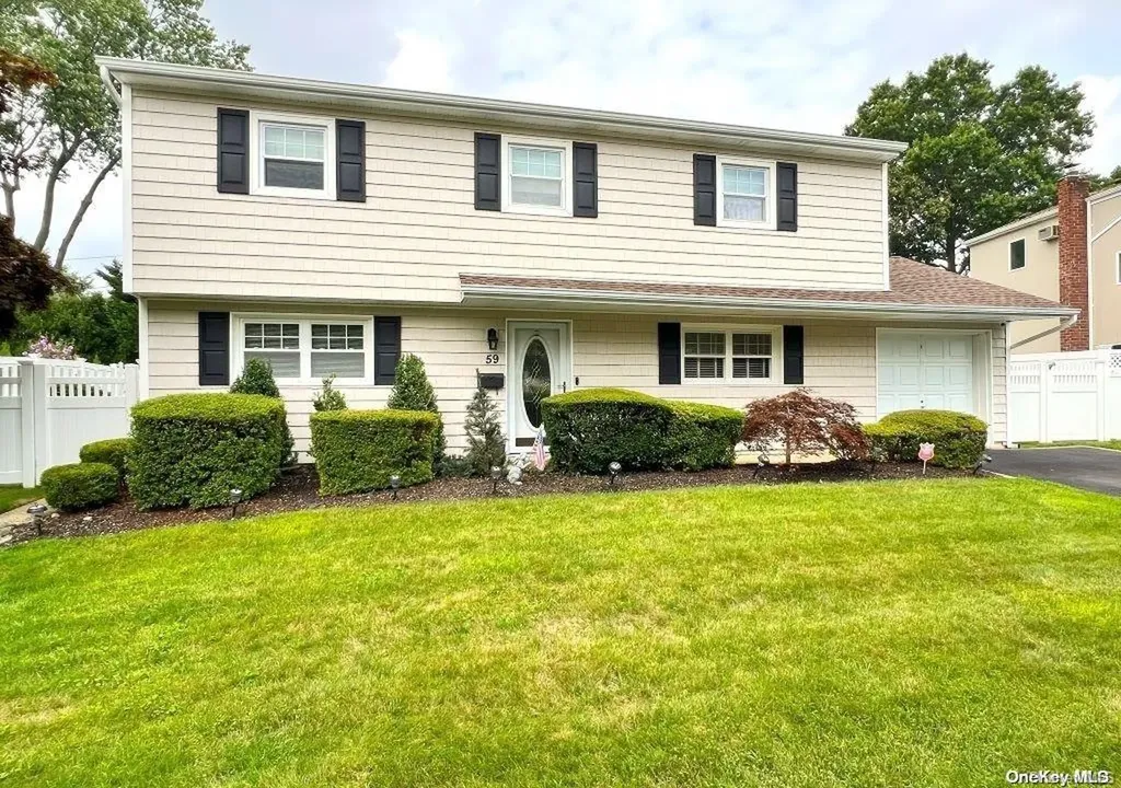 59 Crescent Drive Old Bethpage NY 11804