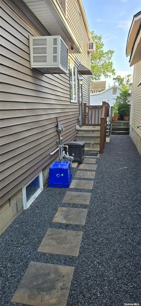 5 Lincoln Street Baldwin NY 11510