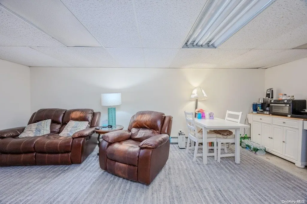 179 Broadway Rocky Point NY 11778