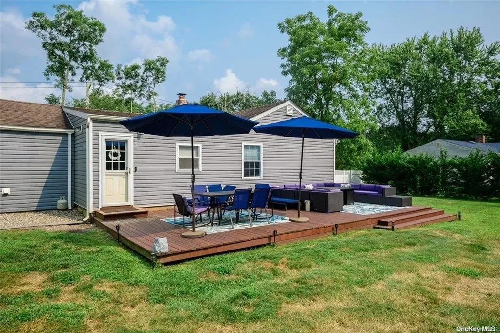 190 Ashton Road Middle Island NY 11953