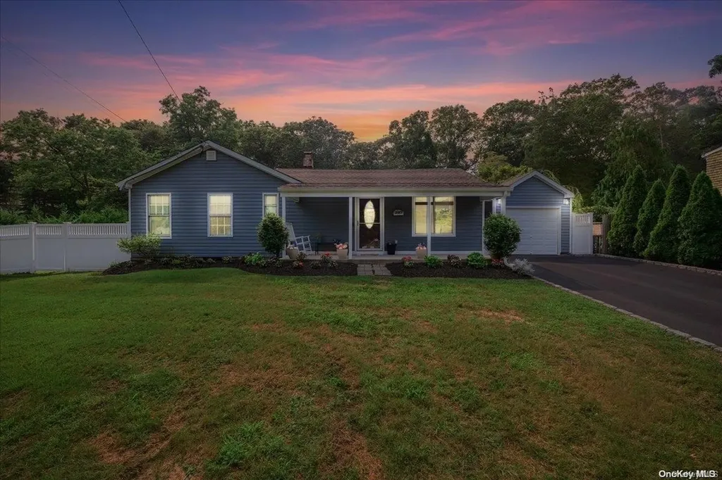 190 Ashton Road Middle Island NY 11953