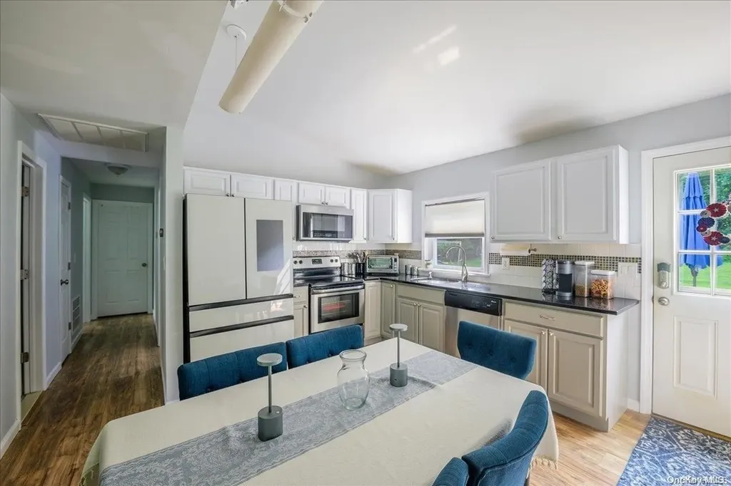 190 Ashton Road Middle Island NY 11953