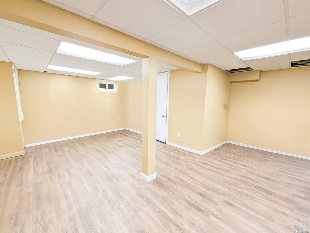 14 Suzanne Lane Bethpage NY 11714
