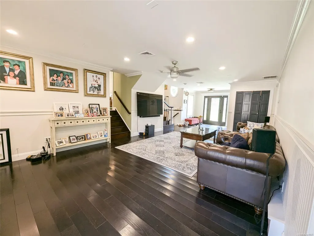 14 Suzanne Lane Bethpage NY 11714