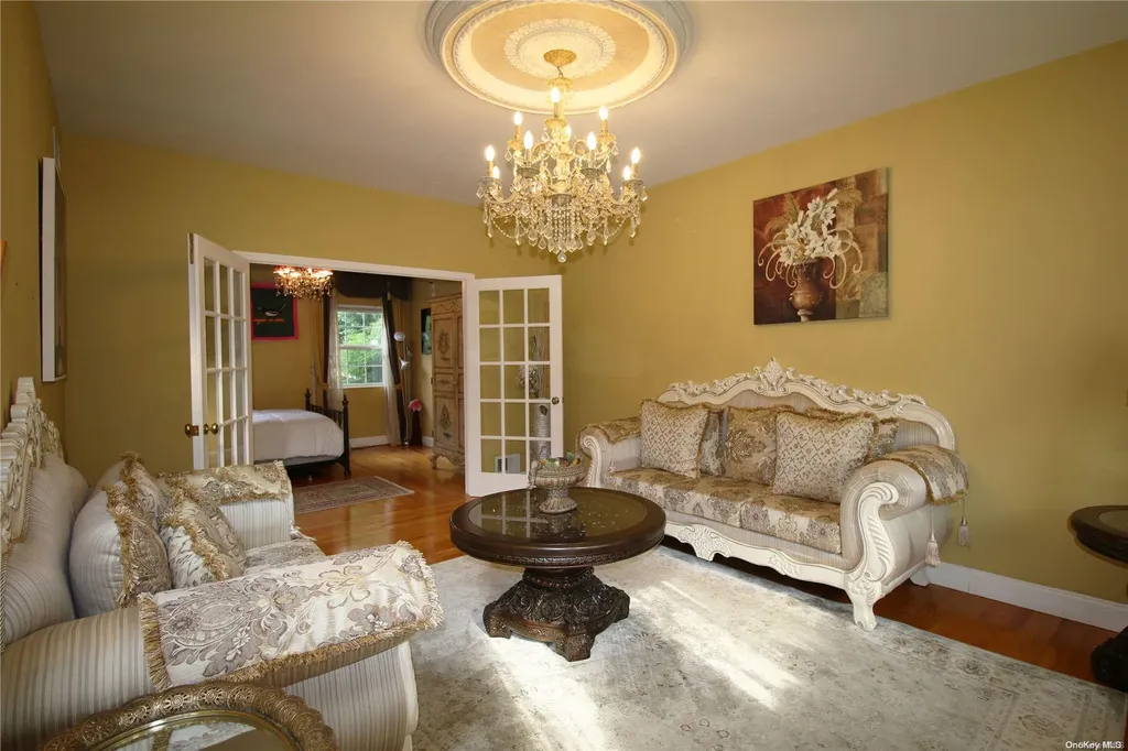 469 Donald Boulevard Holbrook NY 11741