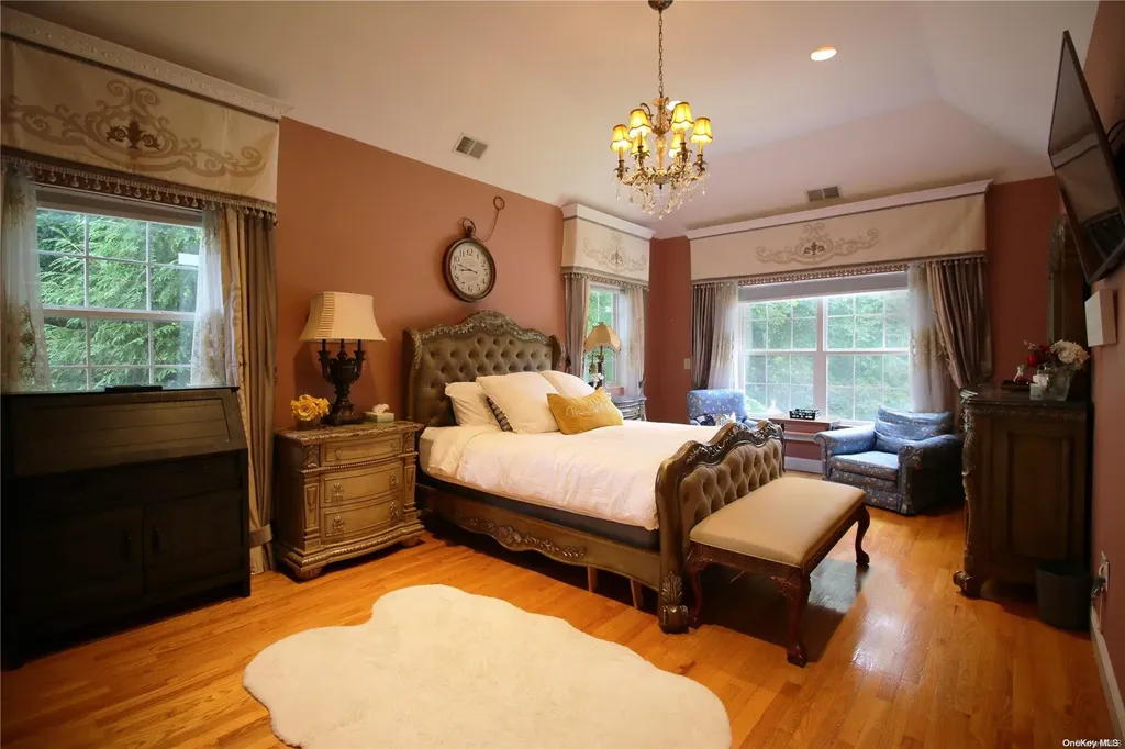 469 Donald Boulevard Holbrook NY 11741