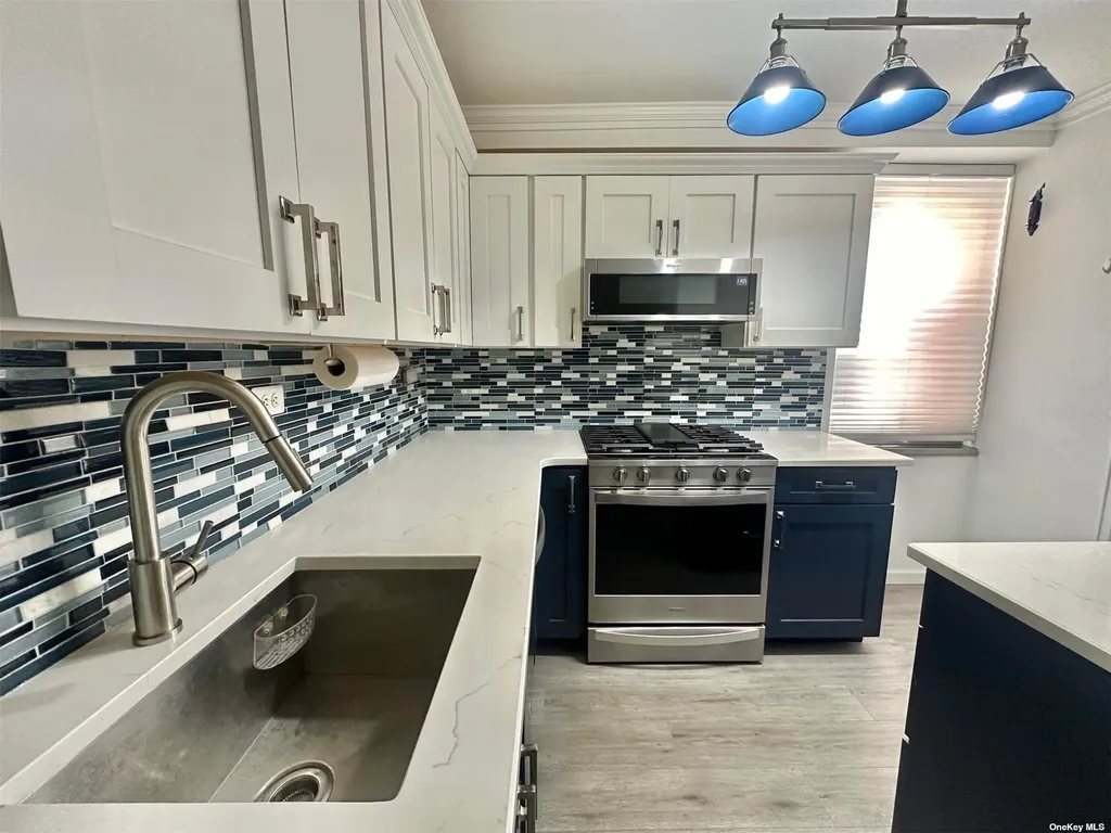 61-20 Grand Central Parkway Forest Hills NY 11375