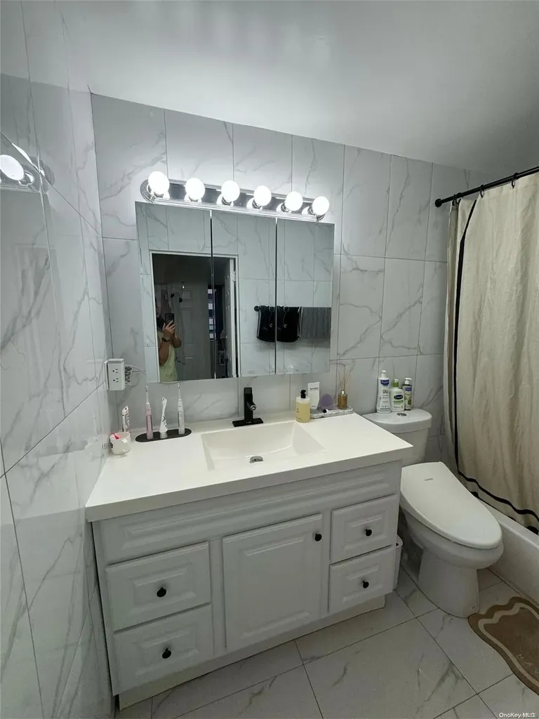 7-04 166th Street Whitestone NY 11357
