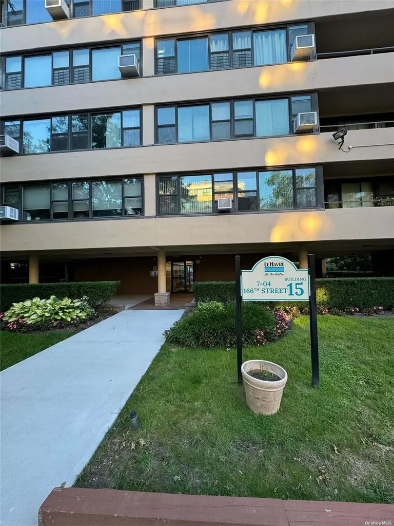 7-04 166th Street Whitestone NY 11357