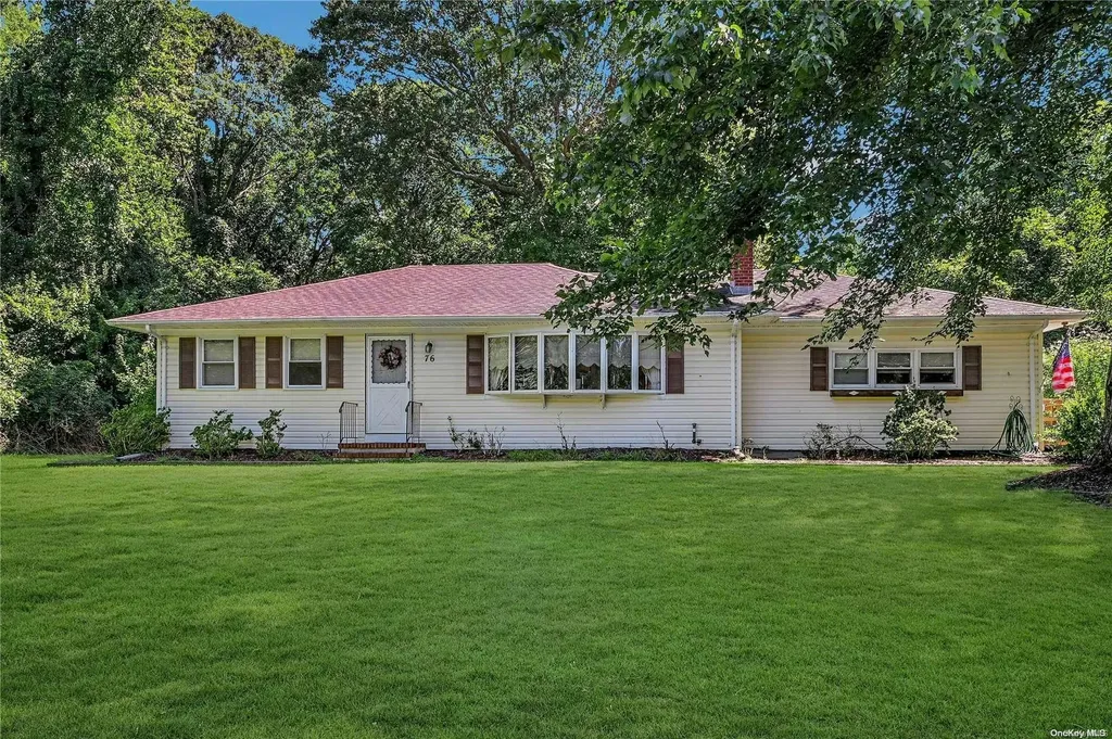 76 Bayberry Road Wading River NY 11792