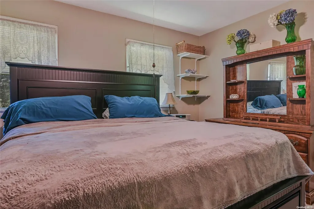 76 Bayberry Road Wading River NY 11792