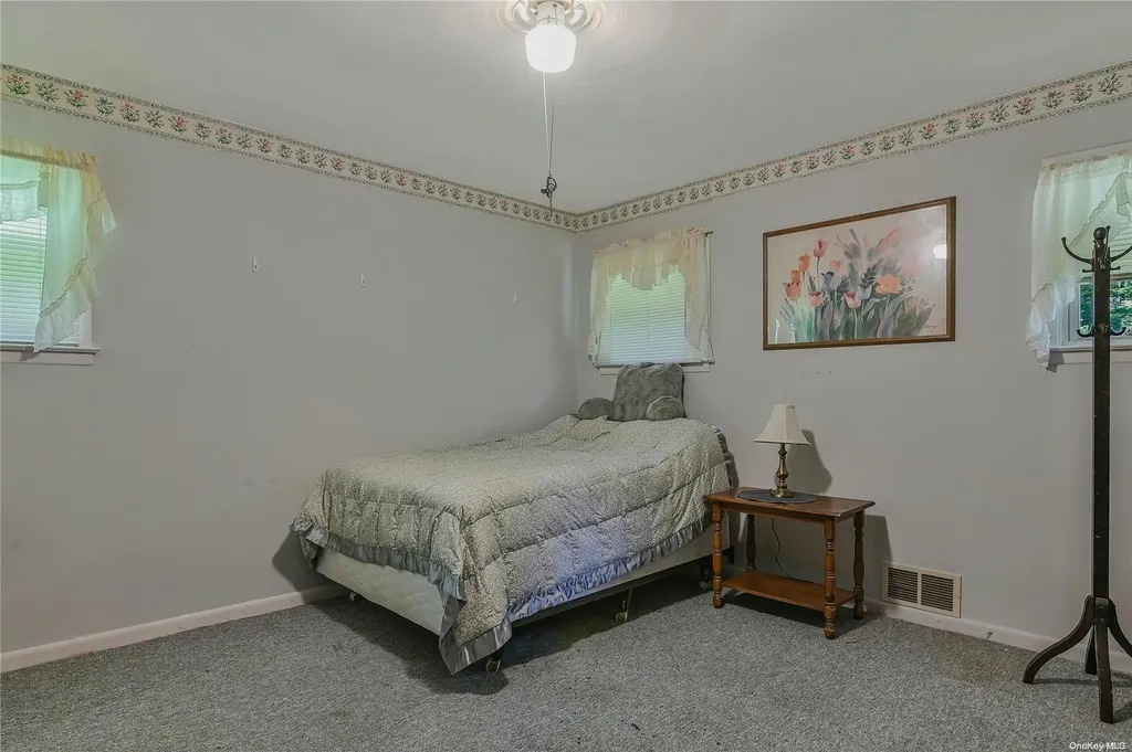 76 Bayberry Road Wading River NY 11792