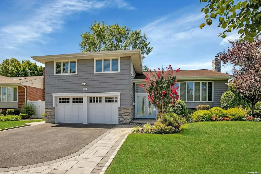 25 S Oaks Boulevard Plainview NY 11803
