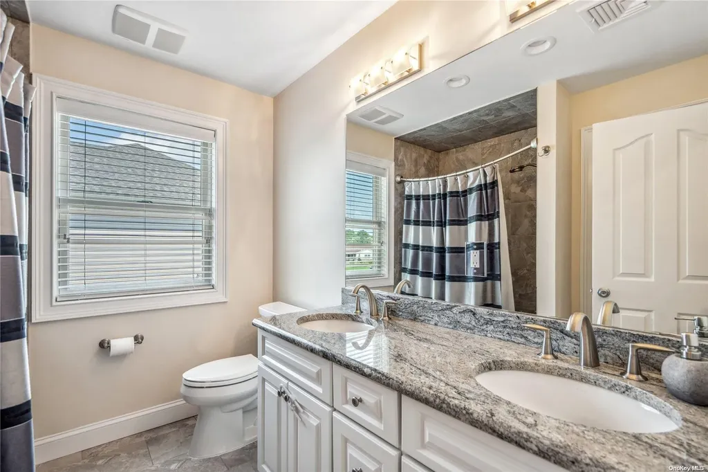 14 Rachel Avenue Commack NY 11725