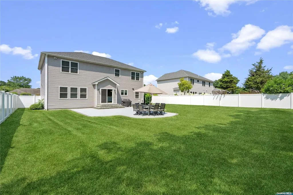 14 Rachel Avenue Commack NY 11725